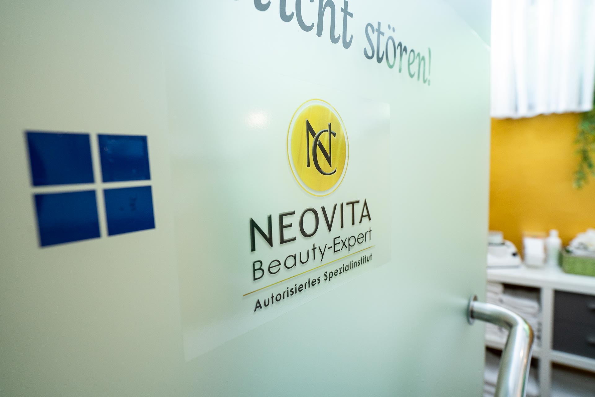 NEOVITA - Akne-Behandlung